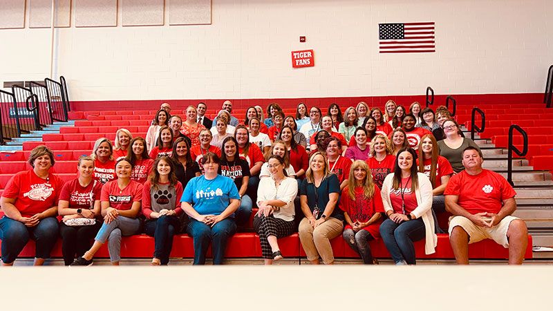 Staff Photo 2022-23